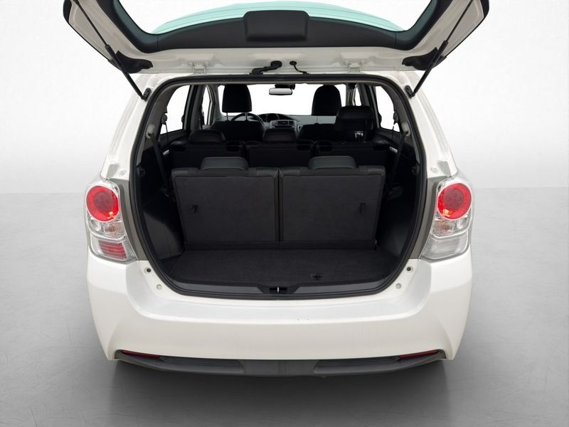 Toyota Verso bild 20