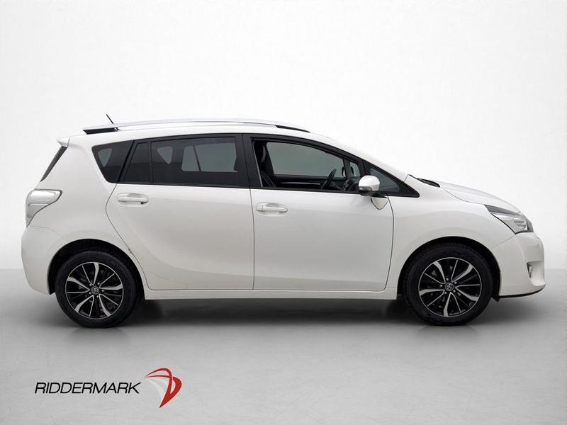 Toyota Verso bild 4