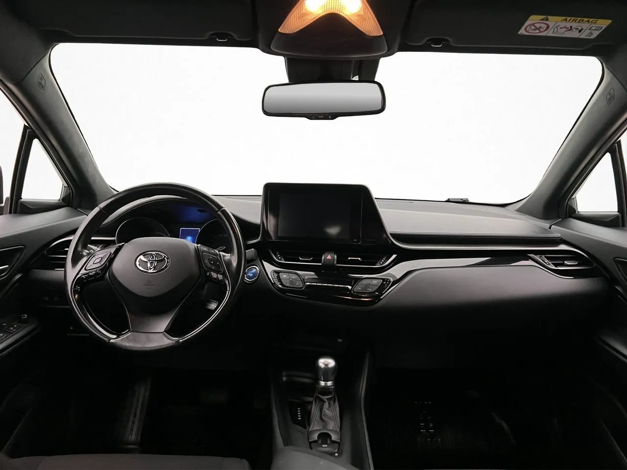 Vehicle image 16
