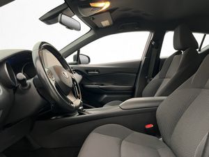 Toyota C-HR bild 10