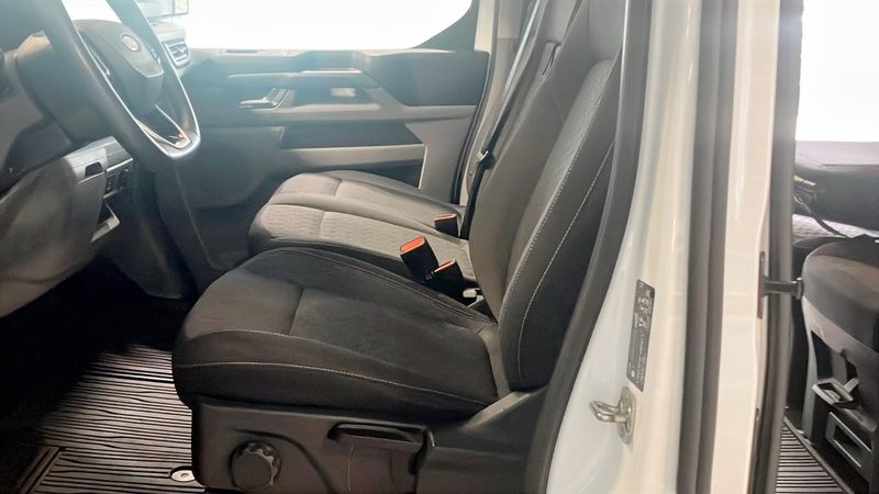 Ford Tourneo Custom bild 6