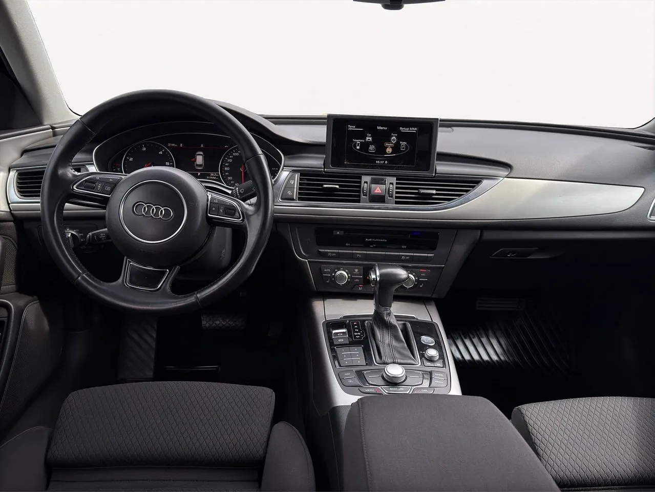 Vehicle image 15