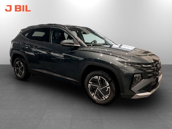 Hyundai Tucson Essential Hybrid 215hk Aut 4WD B-KAMERA CARPLAY - 2025