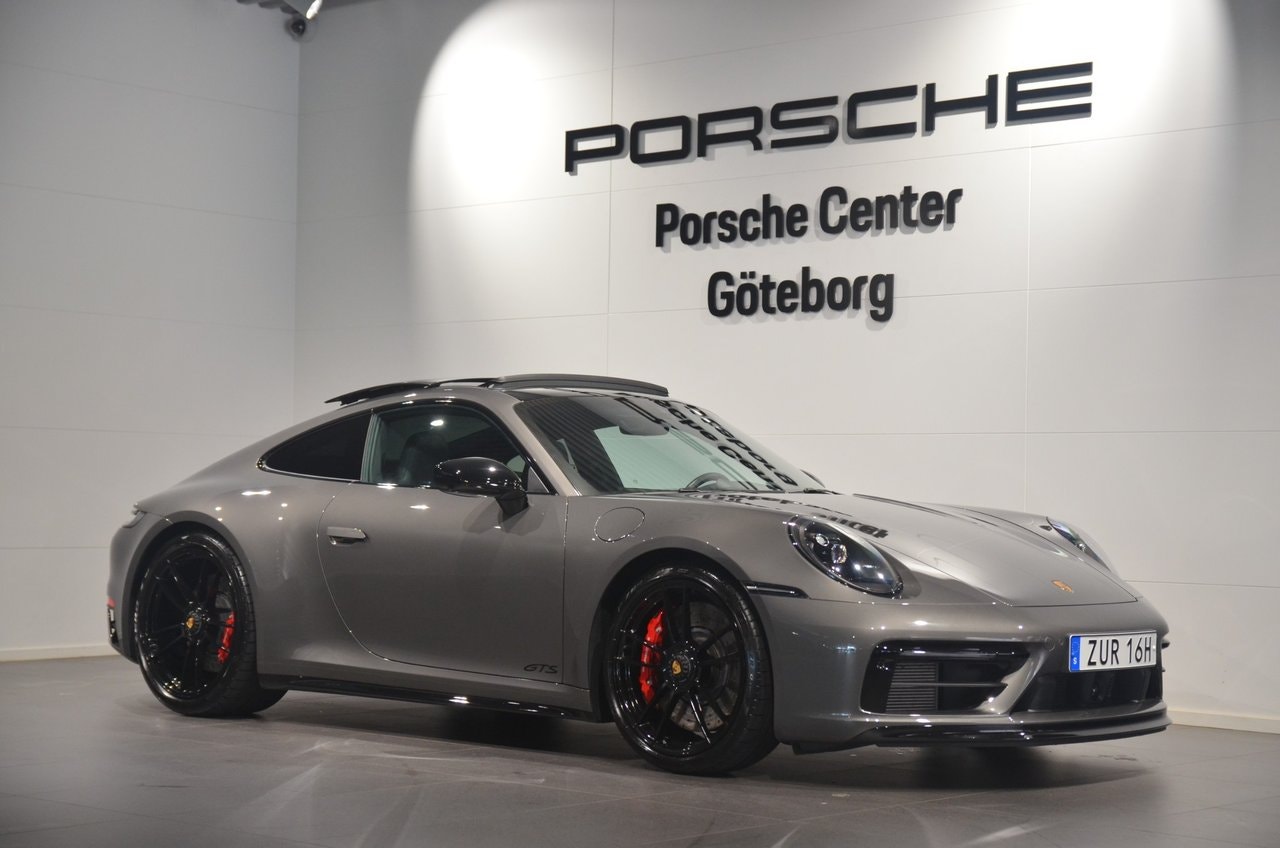 Porsche 992