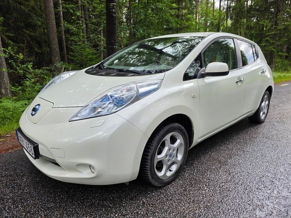 Nissan Leaf 24 kWh - 2013