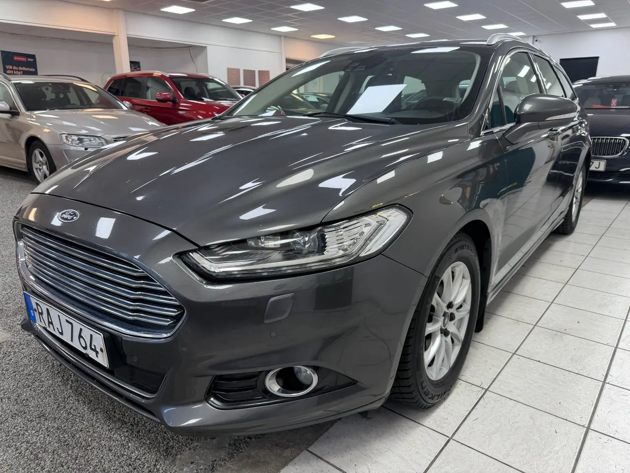 Vehicle image 1