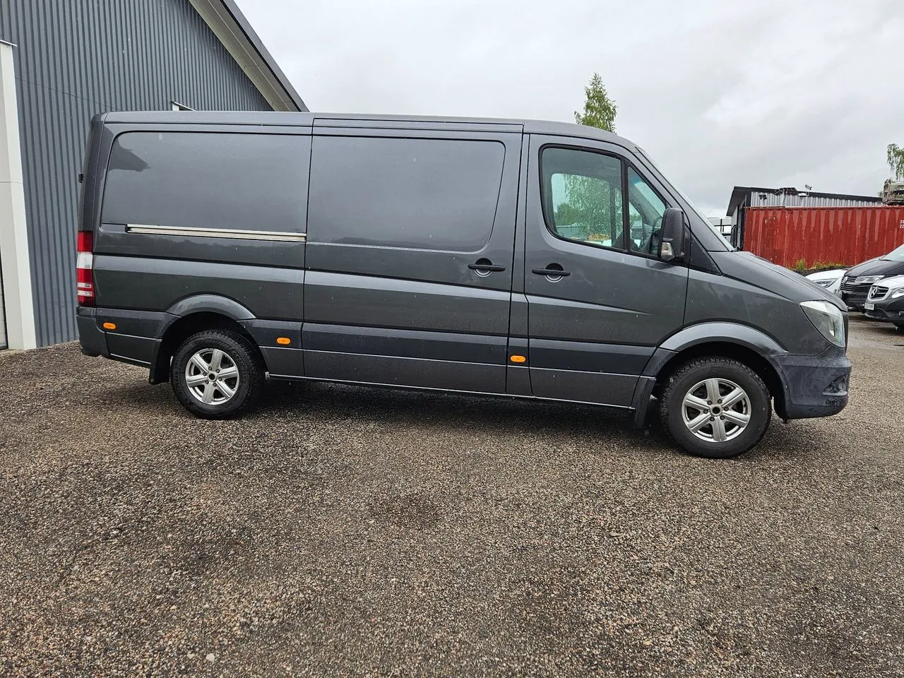 Vehicle image 8