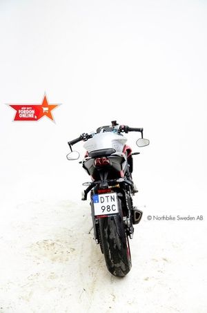 Triumph Street Triple bild 4