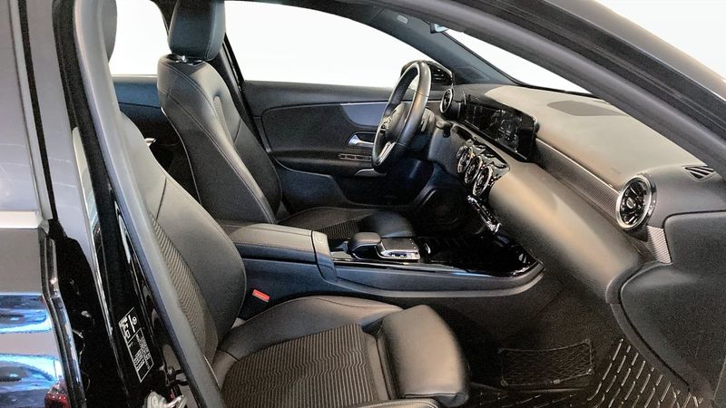 Mercedes A220 bild 3