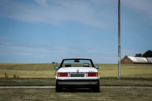 BMW 320 bild 9