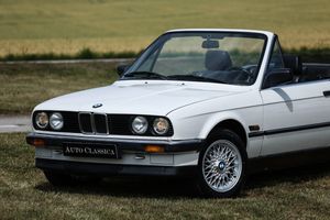 BMW 320 bild 12