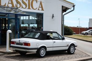 BMW 320 bild 3