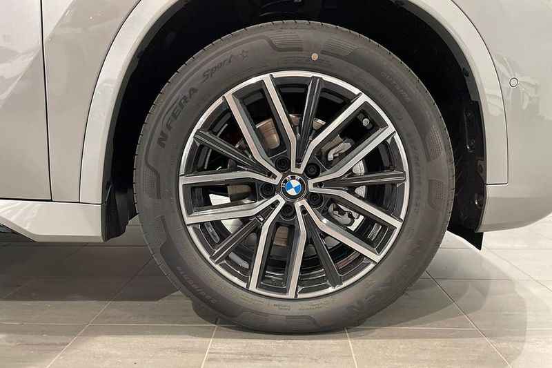 BMW X1 bild 15