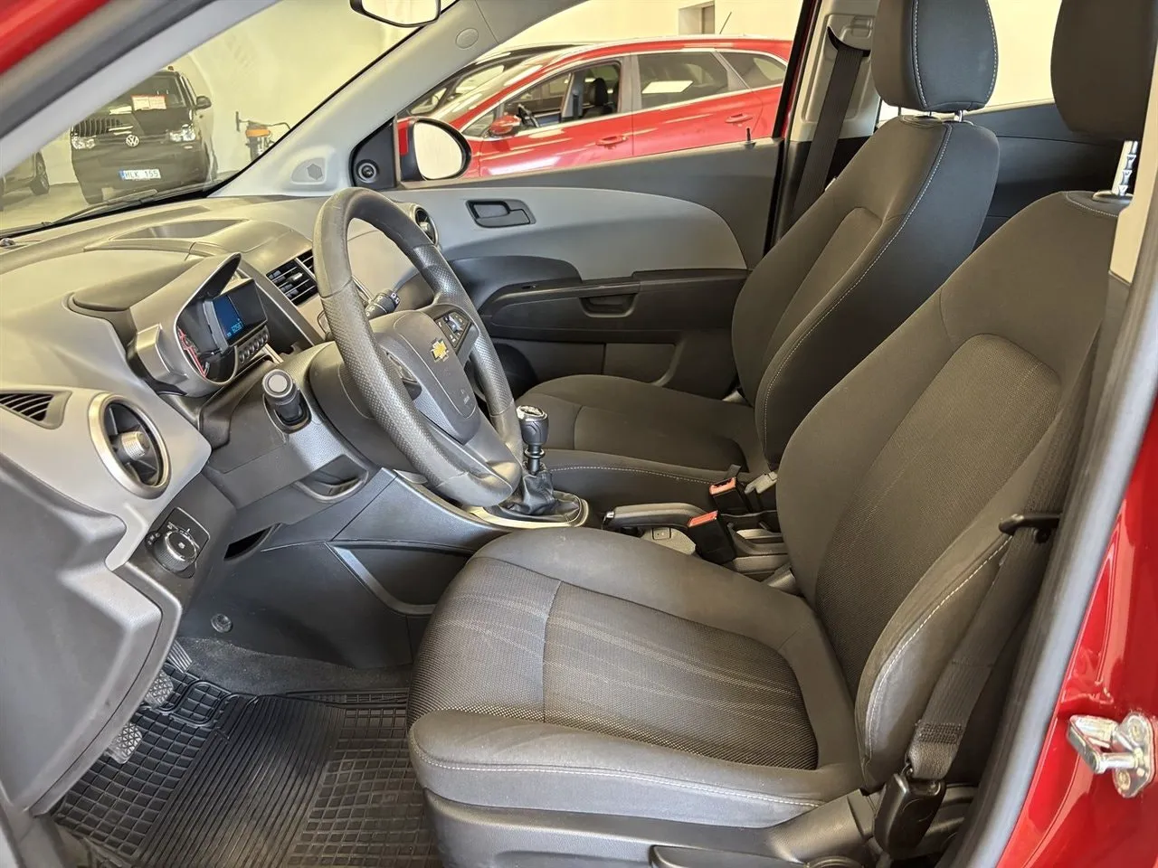 Vehicle image 7