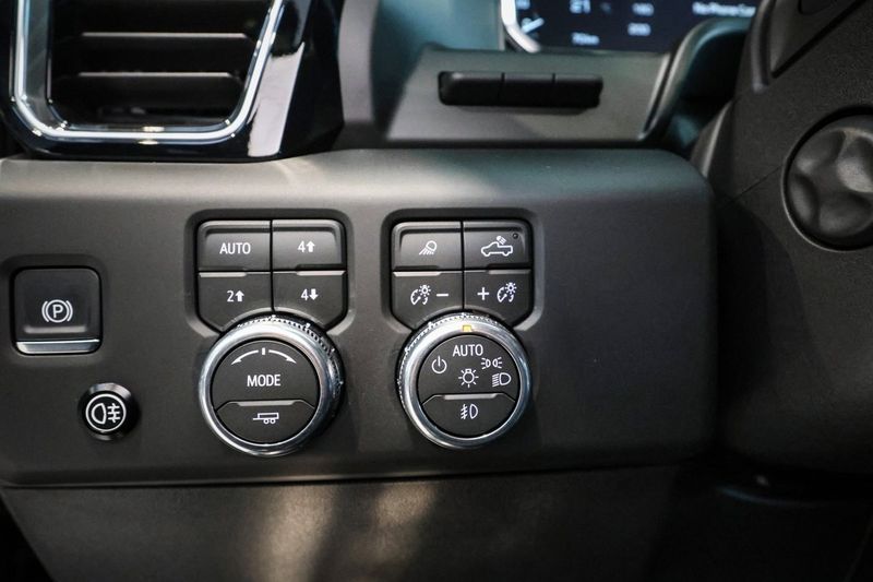 GMC Sierra bild 16