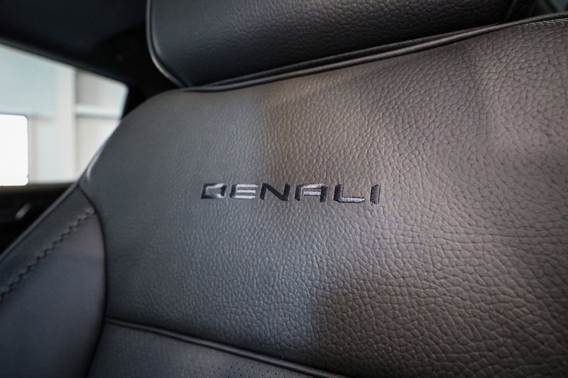 GMC Sierra bild 10