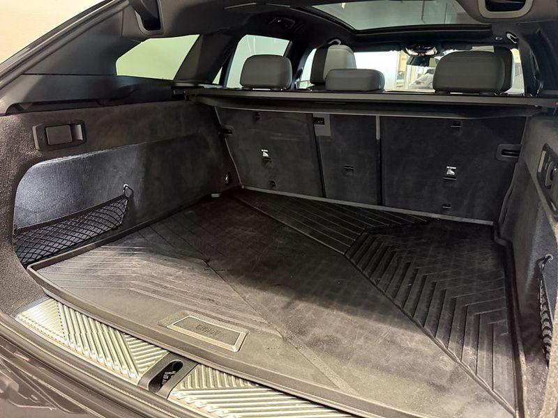 BMW i5 bild 6