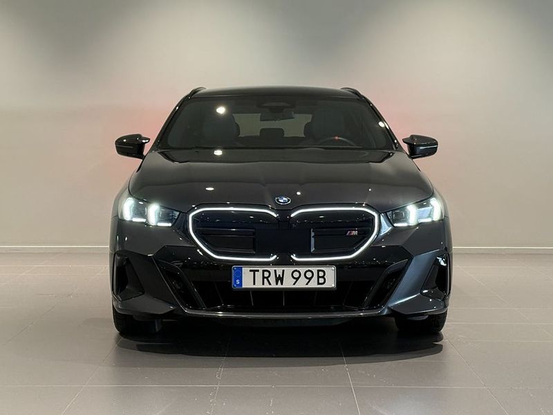 BMW i5 bild 2