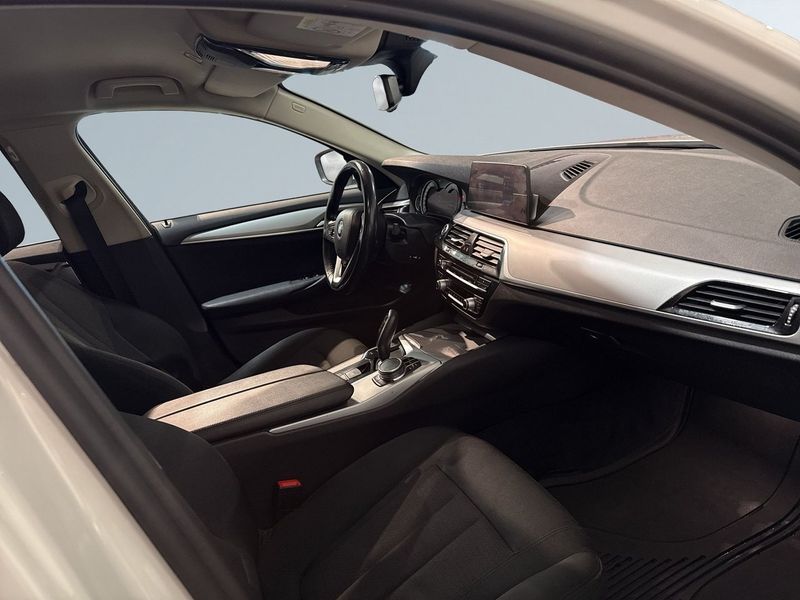 BMW 520 bild 10