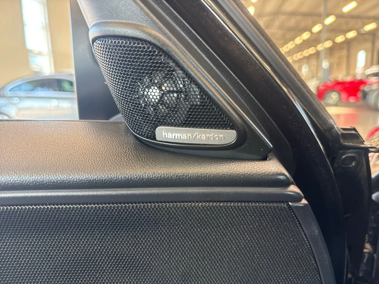 Vehicle image 22