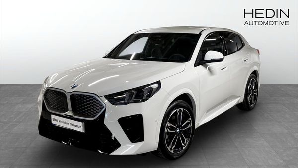 BMW iX2 xDrive 30 M-SPORT DRAGKROK PARK-ASSIST BACKKAMERA - 2026