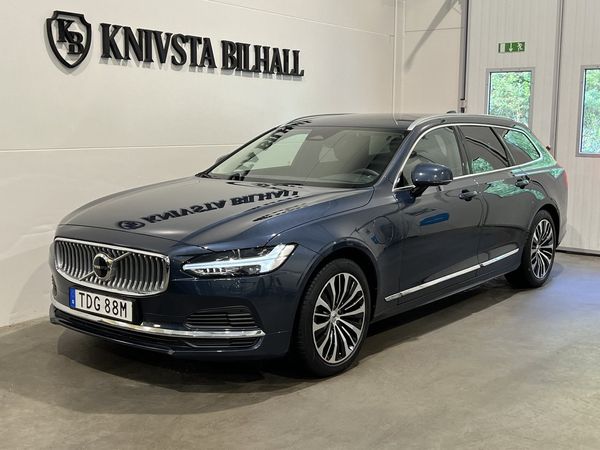 Volvo V90 Recharge T6 AWD Core Edition Moms BLIS 350hk - 2024