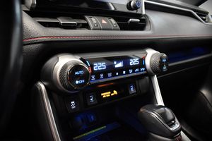 Toyota RAV4 bild 19