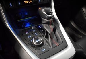 Toyota RAV4 bild 18