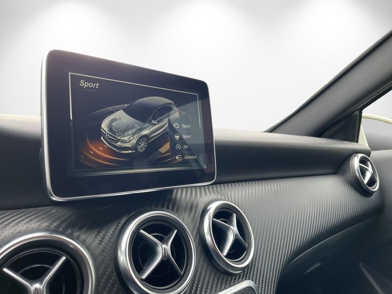 Mercedes A200 bild 14