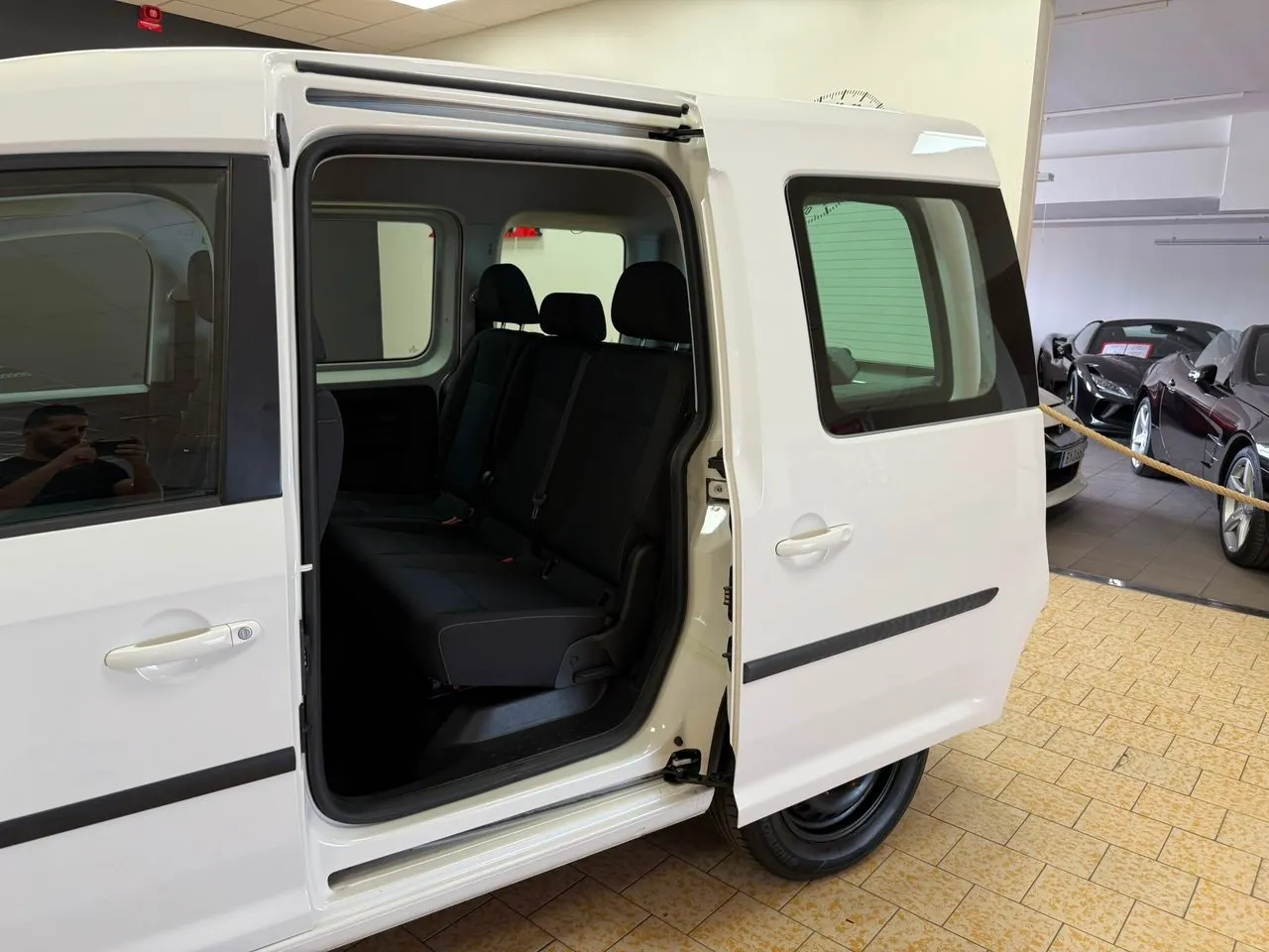 Vehicle image 12