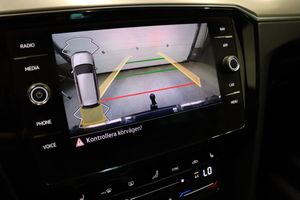 Volkswagen Passat bild 11