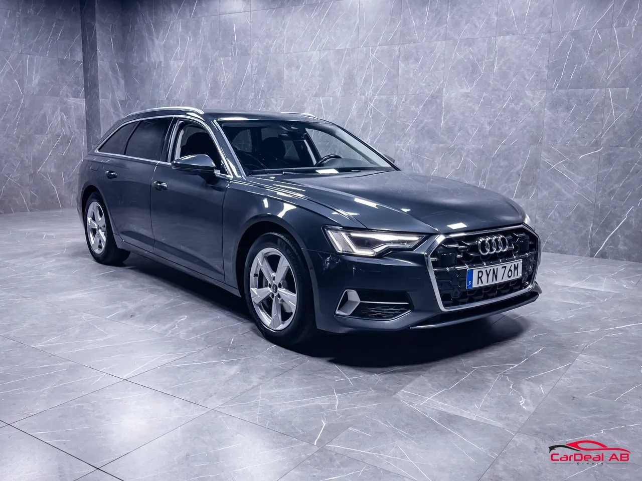 Vehicle image 8
