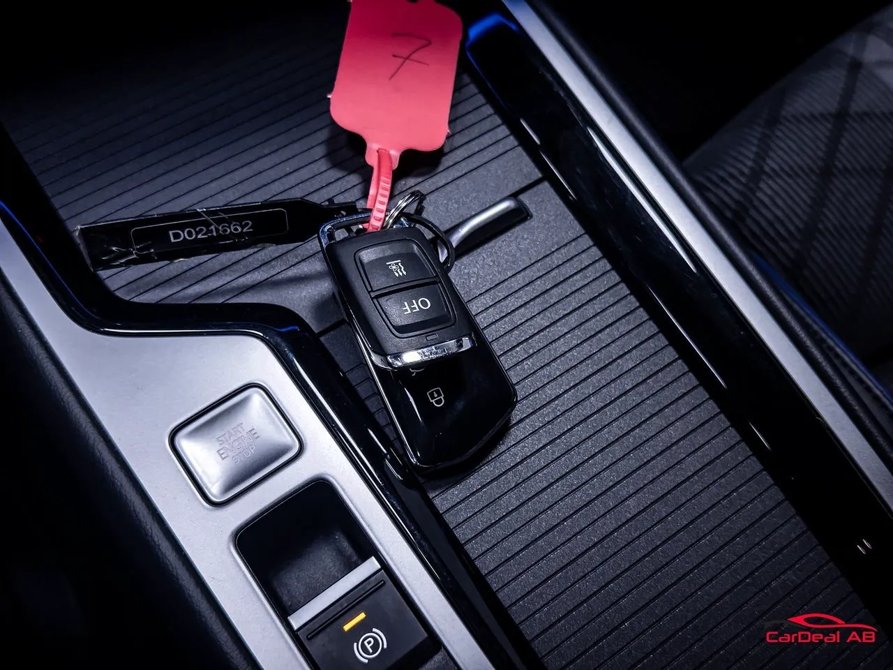 Vehicle image 30