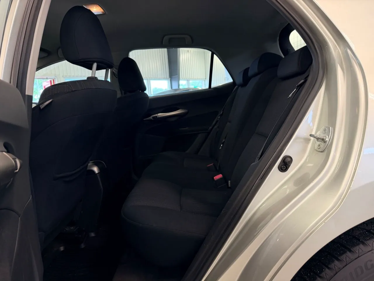 Vehicle image 14