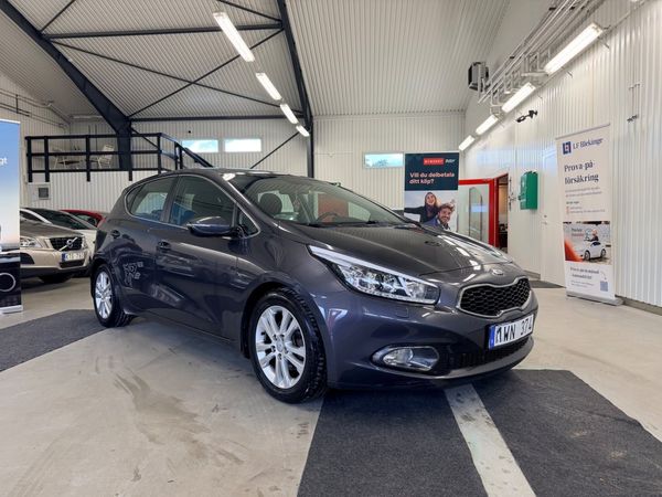 Kia Cee´d cee´d 1.6 CRDi Manuell, 128hk EX Comfort * Välskött * - 2013