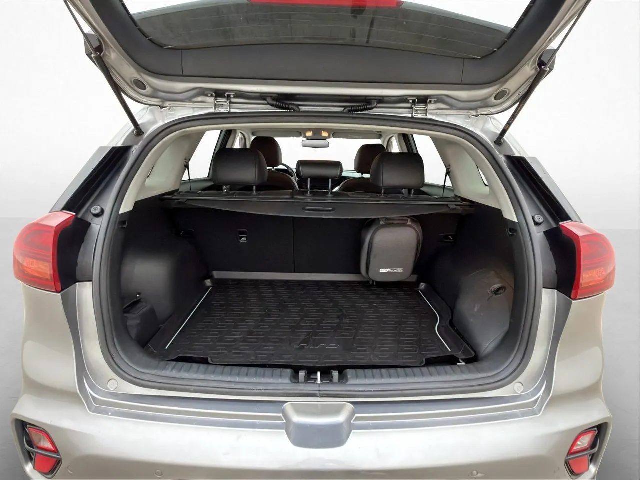 Vehicle image 31