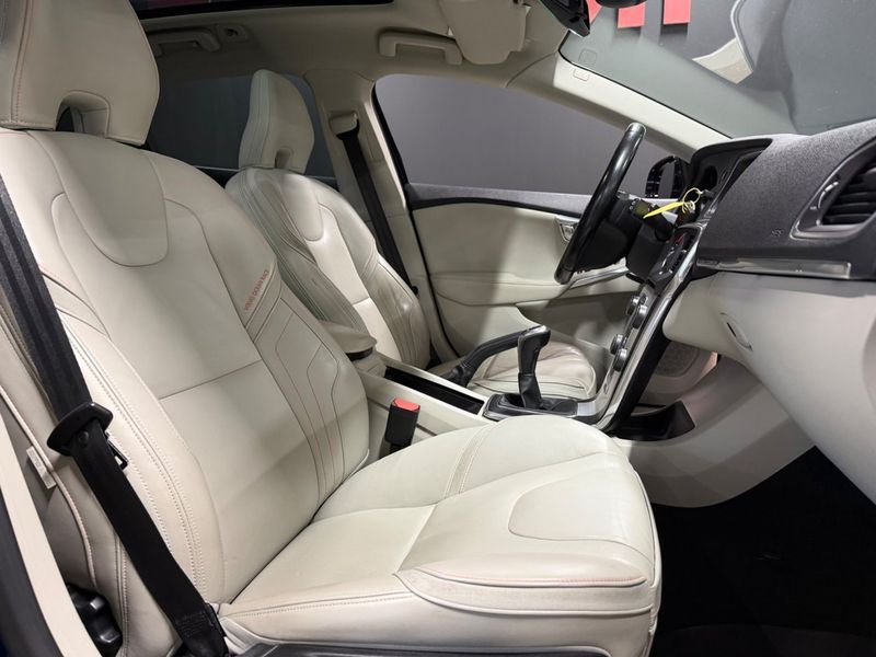 Volvo V40 bild 8
