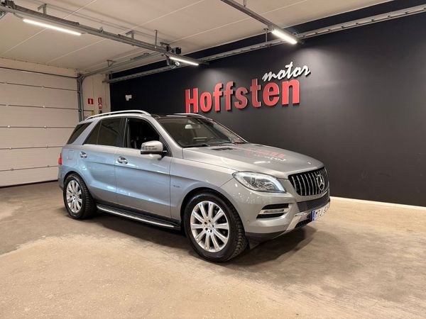 Mercedes ML350 BlueTEC 4MATIC 7G-Tronic Plus/Panorama - 2012