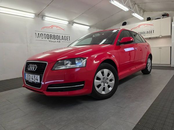 Audi A3 1.6 TDI Man *2011 Låga mil* Atraktor - 