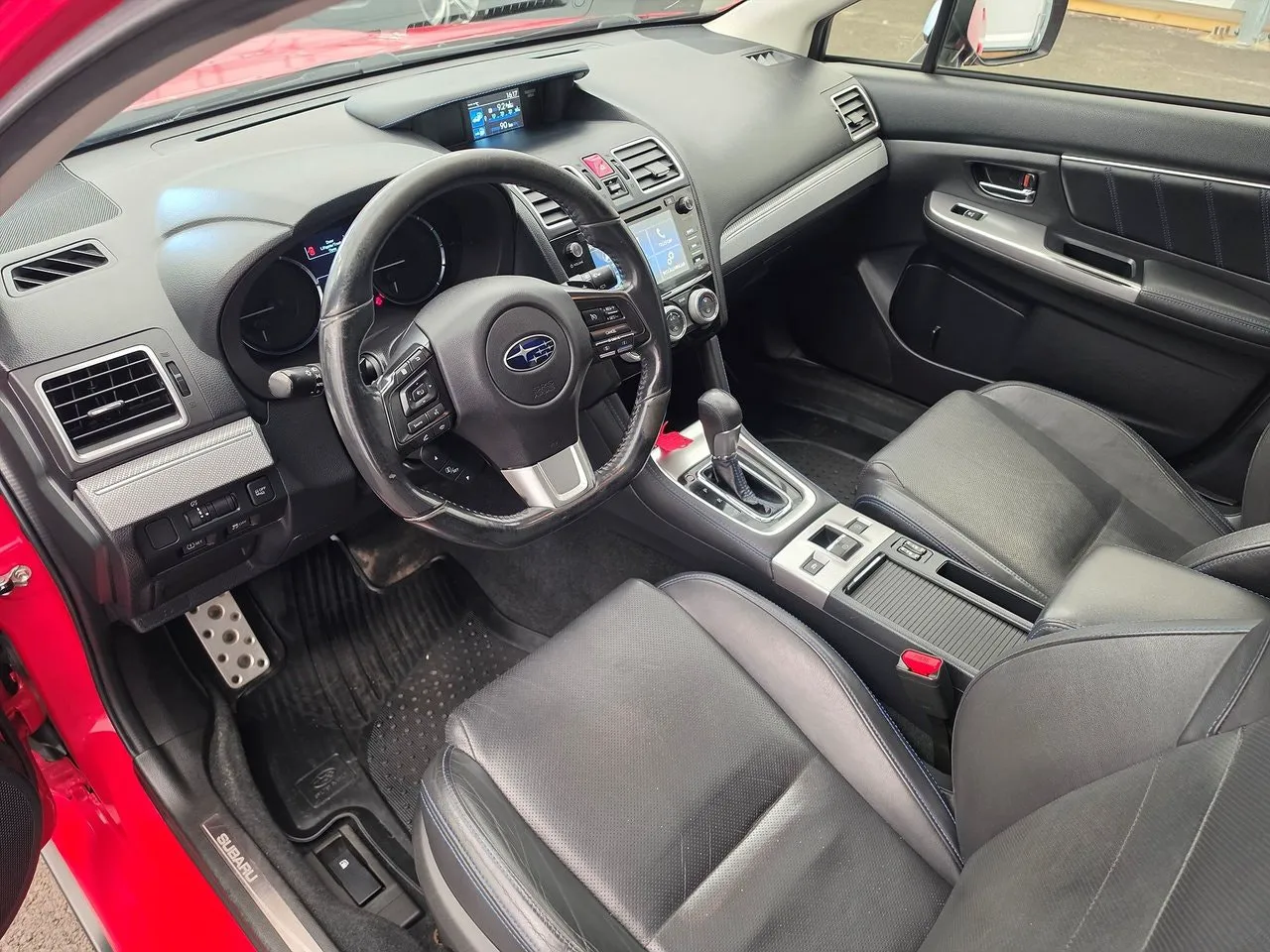 Vehicle image 16