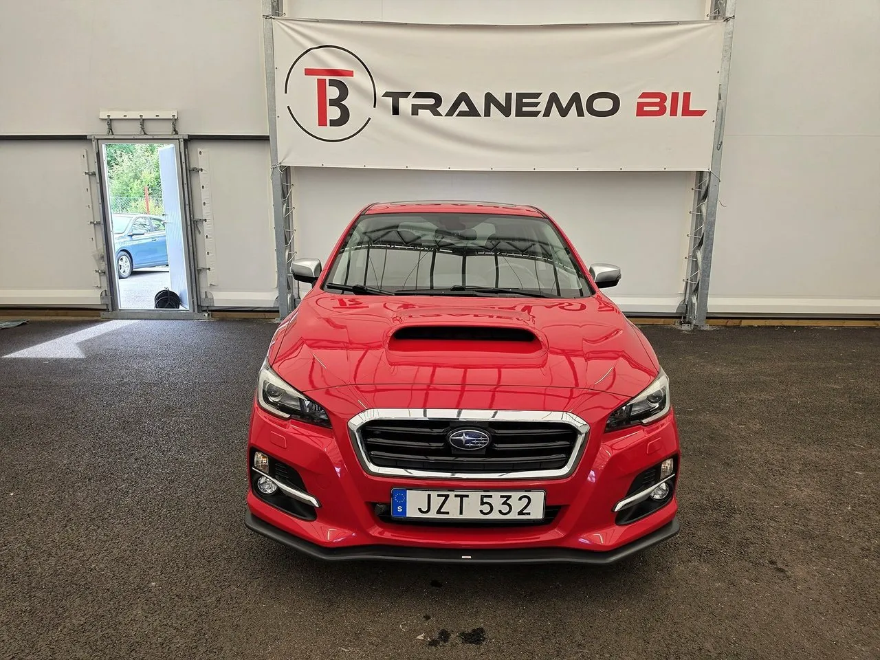 Vehicle image 9