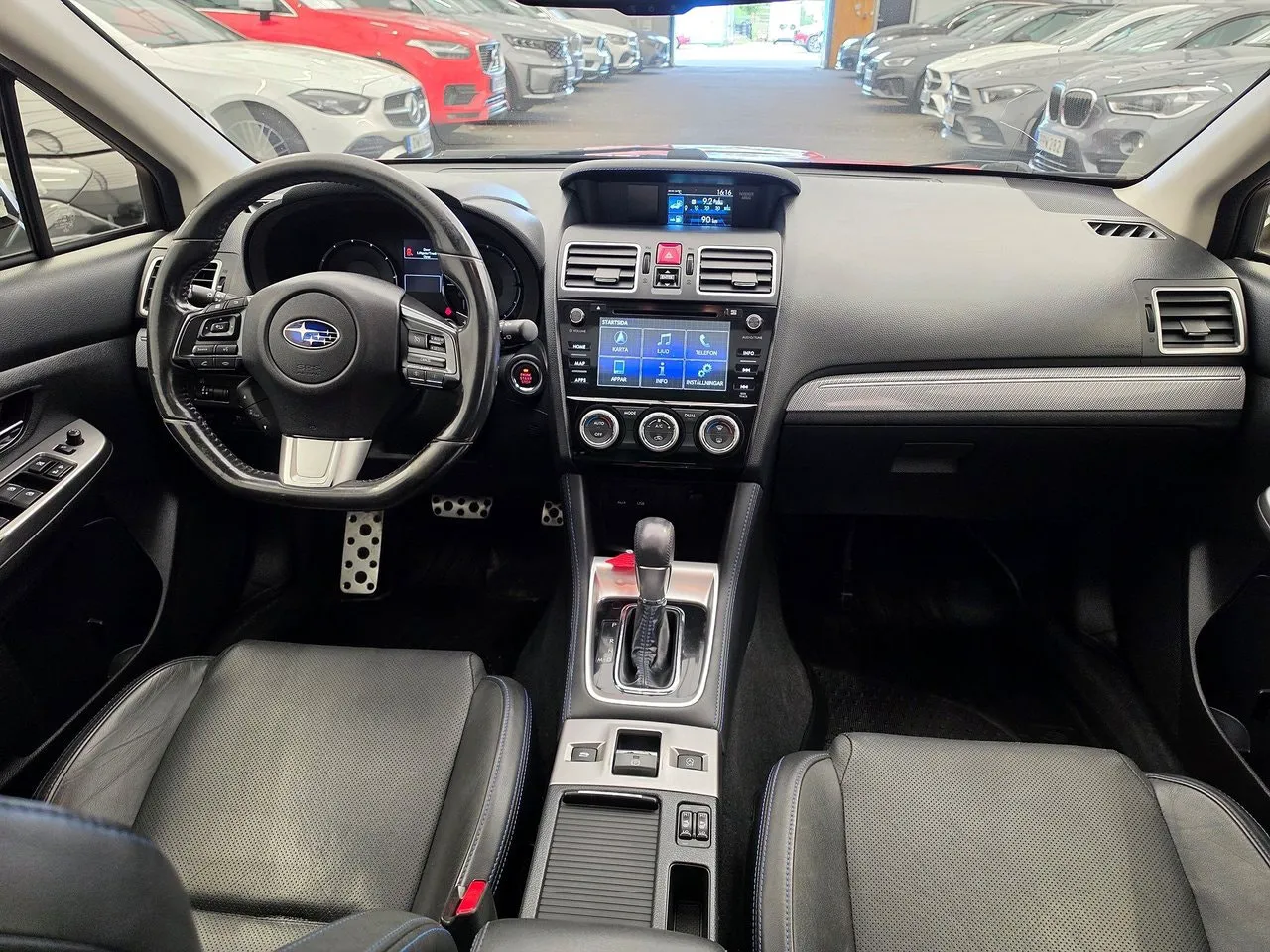 Vehicle image 14