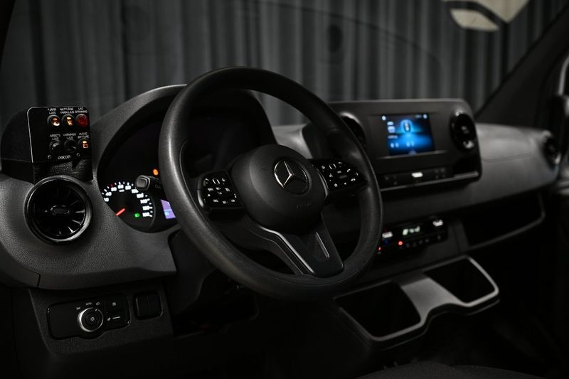 Mercedes Sprinter bild 22