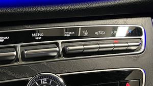 Mercedes E220 bild 18