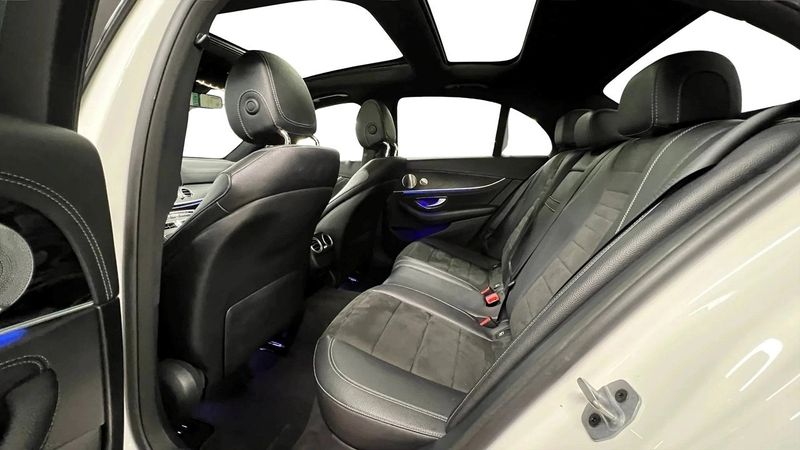 Mercedes E220 bild 12