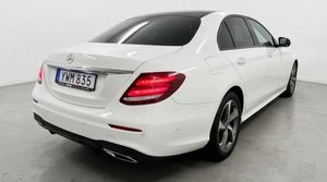 Mercedes E220 bild 4