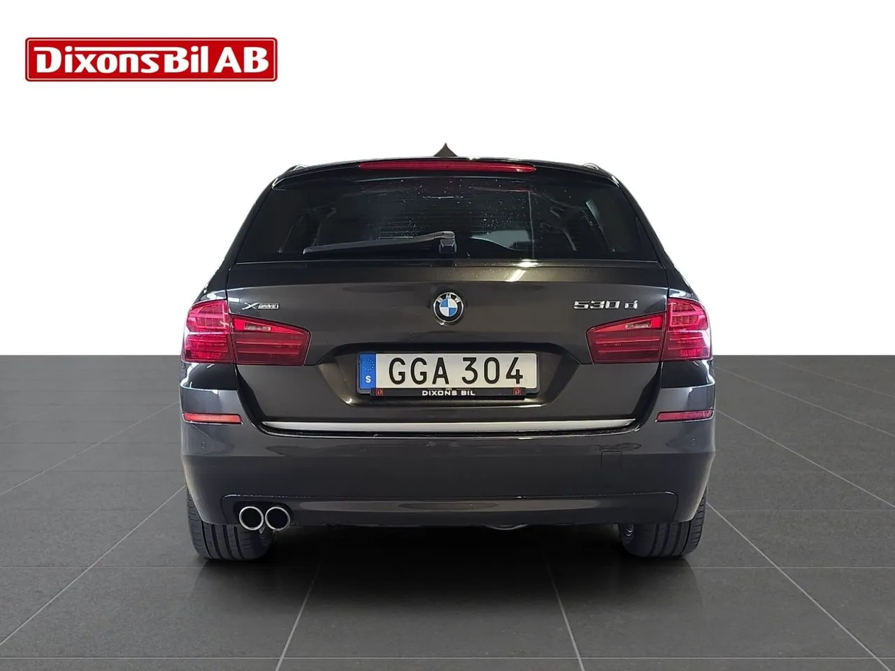 Vehicle image 14