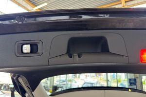 Mercedes GLC220 bild 19