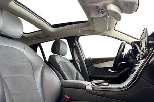 Mercedes GLC220 bild 16