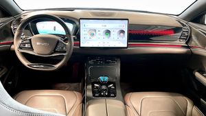 BYD Han bild 4